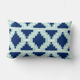 Ikat Aztec Tribal - Indigo och light blue Lumbarkudde