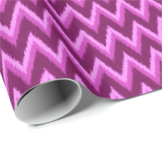 Ikat Chevron Rand - Amethyst Lila and Violet Presentpapper (Rullad Hörn)