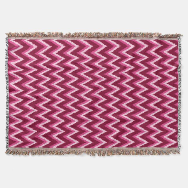 Ikat Chevron Rand - Burqundy, Ro och Rosa Mysfilt (Framsidan)