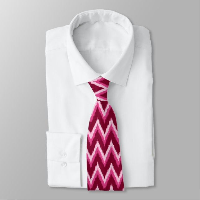 Ikat Chevron Rand - Burqundy, Ro och Rosa Slips (Bunden)