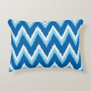 Ikat Chevron Rand - Cobalt, Himlar Blue and White Prydnadskudde