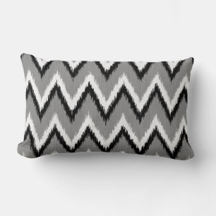 Ikat Chevron Rand - Grått / Grått, Black & White Lumbarkudde