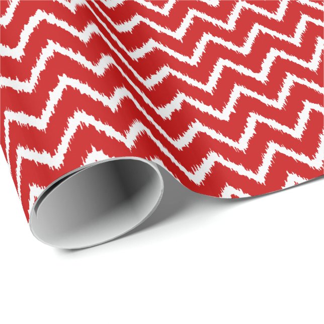 Ikat Chevrons - Djuprött och vitt Presentpapper (Rullad Hörn)