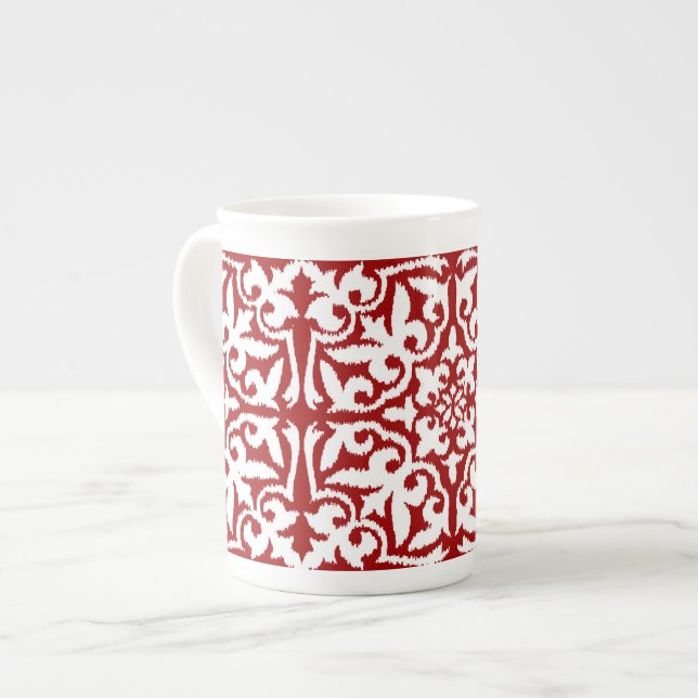 Ikat damask-mönster - Mörk Red and White Benporslin Mugg (Framsida vänster)