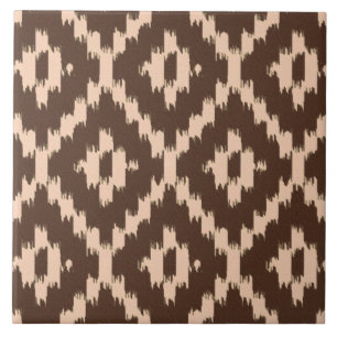 Ikat mönster - Choklad och blek persika Kakelplatta