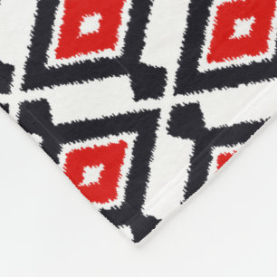 Ikat Mönster - Mörk Red, Black and White Fleecefilt