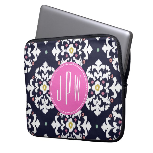 Ikat & Rosa Monogram Laptop Sleeve (Framsidan Vänster)
