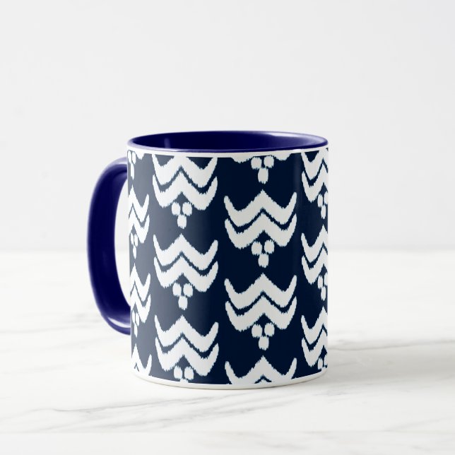 Ikat Stylized Blommigt - Indigo Blue och White Mug Mugg (Framsida vänster)