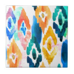 Ikat Watercolor Mönster Kakelplatta<br><div class="desc">En vacker konstnärlig vattenfärg,  ikat mönster,  finns på denna keramiska bricka. Färg är rik i nyck och mönster är lite abstrakt.</div>