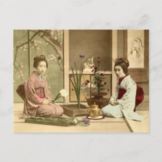 Ikebana - Fina Kimono Girls Arling Flowers Vykort