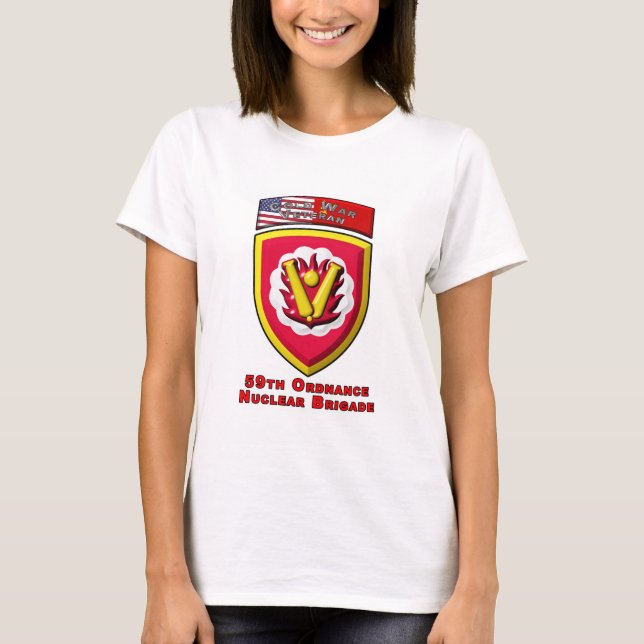 Ikonisk 59:e ordnance Nuclear Brigade T Shirt (Framsida)
