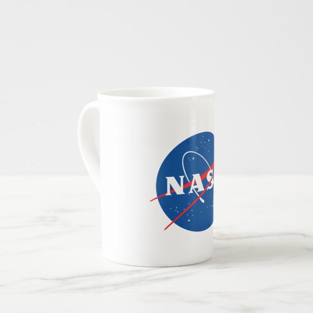 Ikonisk NASA Bone China Mugg (10 oz.) Benporslin Mugg (Framsida vänster)