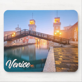 Ikoniska staden Venedig, Italien Musmatta