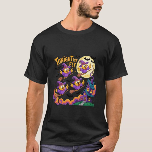Ikväll Flyger Vi Häxkyckling Halloween T Shirt (Framsida)