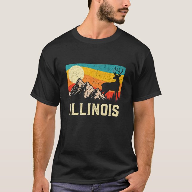 Illinois Nature Wild Deer Retro Sunset Hiking T Shirt (Framsida)