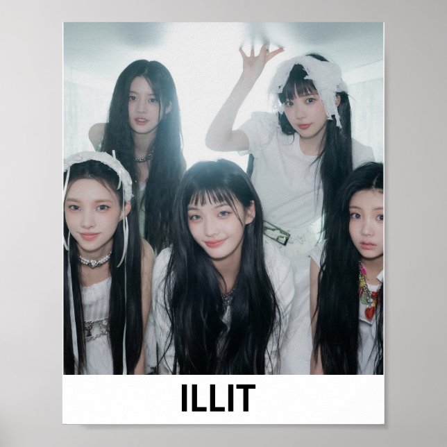 ILLIT-gruppens affisch  (Framsidan)