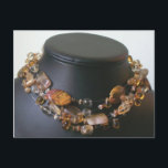 Illusion Necklace Vykort<br><div class="desc">Vykort för Illusion Necklace. Bilden som används är min egen fotografi av ett halsband som jag gjort. Detta är ett anpassningsbara vykort</div>