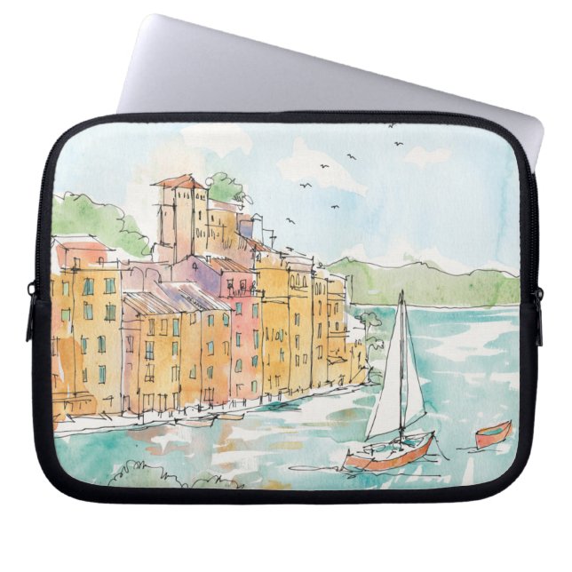 Illustration av den Porofino hamnen med segelbåten Laptop Sleeve (Framsidan)