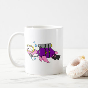 Illustration av en Loch Ness Monster Scuba Diver. Kaffemugg