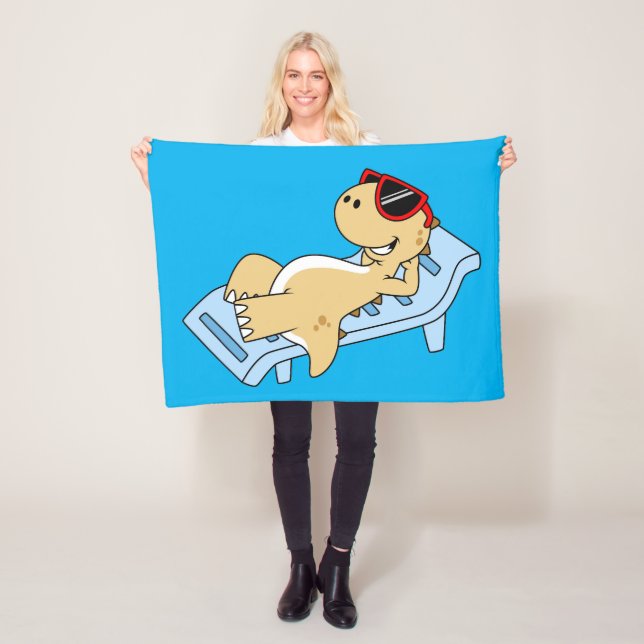 Illustration av en solbadande Tyrannosaurus Rex. Fleecefilt (På plats)