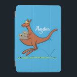 illustration av tecknaden Cute kangaroo och koalas iPad Mini Skydd<br><div class="desc">Den här lycklig Kangaroo med tre koalas i sin påse för skjuts. Ritad i tecknad stil.</div>
