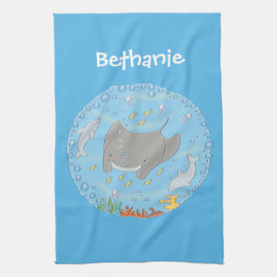 illustration av tecknaden Cute manta ray och bubbl Kökshandduk