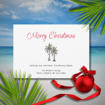 Illustration av tropisk juljakt i Träd vid Beach H Julkort<br><div class="desc">Mottagningskort för Tropical God jul,  med illustration av handflatan träd och skripttypografi. Med anpassadet text lägger du till egen information. Ett festligt sätt skickar önskemål till vänner och familj från Beach.</div>