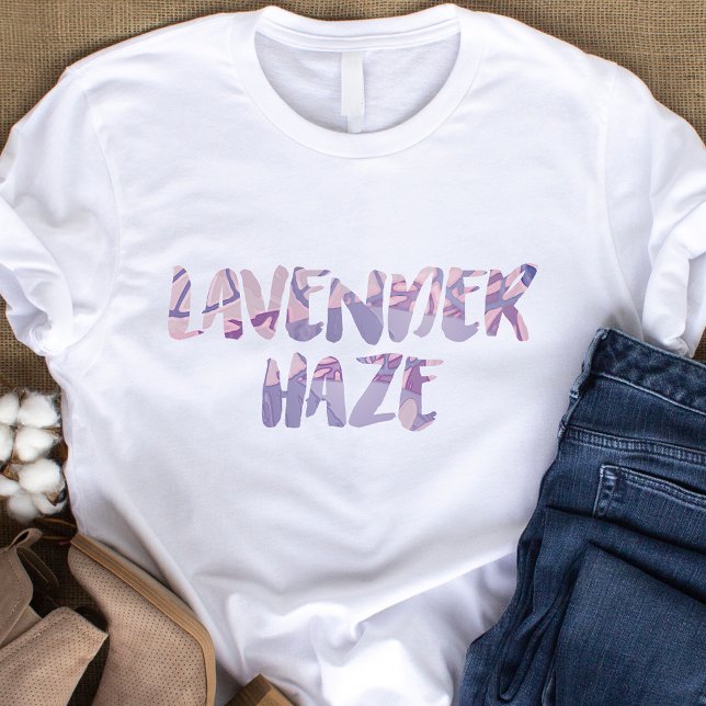 Illustrationstypografi för Lavender Dimma T Shirt (Skapare uppladdad)