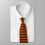 Illustrativ konst happy halloween Jack o lantern Slips<br><div class="desc">Neck Tie business kostym och avslappnad roligt påstående klädkläder som tryckts med en illustration av Happy halloween Illustrative Art hand plockade grafisk design i mode som illustreras av TheFabricSeal print on demand shop shop på Zazzle.com #ZazzleMade Original. https://www.zazzle.com/store/thefabricseal firar höstårsäsong, Halloween och Jack o lantern när som helst på året...</div>