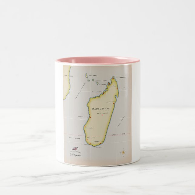 Illustrerad karta över Madagaskar Två-Tonad Mugg (Center)