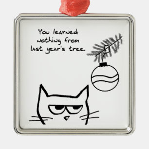Ilsken katt och jultree.en julgransprydnad metall