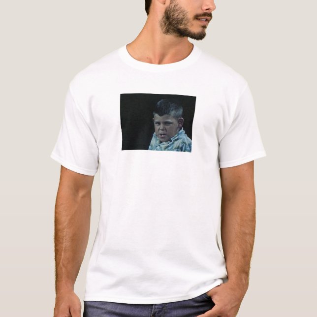 Ilsken unge t shirt (Framsida)