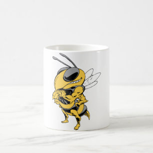 Ilsket toppet bi kaffemugg