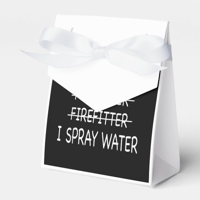 Im A Firefighter Funny Manar I Spray Vatten Fire Presentaskar (Framsidan Sidan)