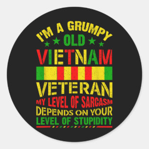 Im A Grumpy Old Vietnam Veteran Shirt Vietnam Krig Runt Klistermärke