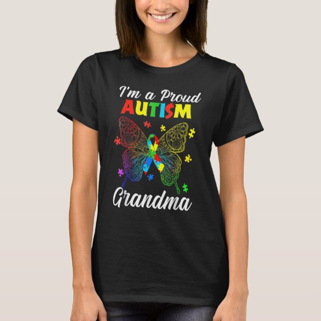I'm A Proud Autism Grandma Puzzle Ribbon Butterfly T Shirt (Framsida)