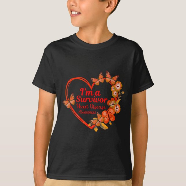 I'm A Survivor Heart Disease Awareness Red Butterf T Shirt (Framsida)