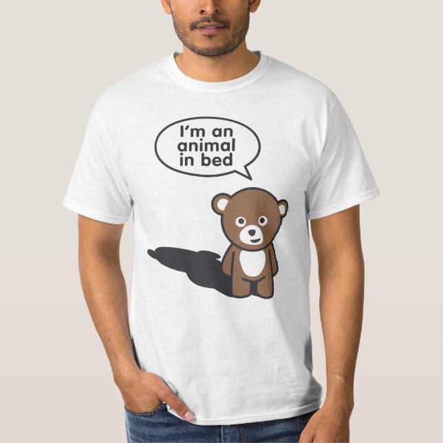 I'm an animal in bed tee (Framsida)