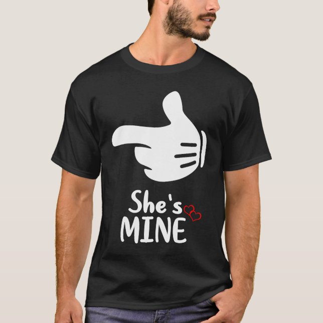 I'm Hers She's Mine Pair Couple  LGBTQ T Shirt (Framsida)