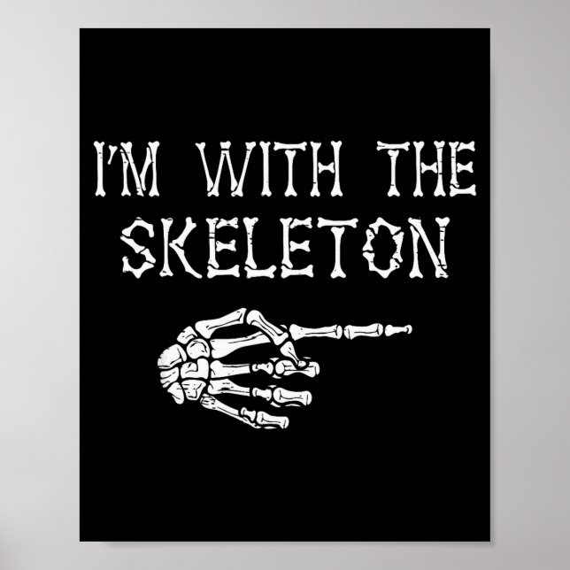 I'm With Skeleton Funny Couples Matching Halloween Poster (Framsidan)