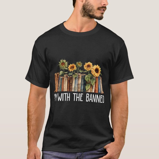I'm With The Banned T-shirt | Banned Books Shirt (Framsida)