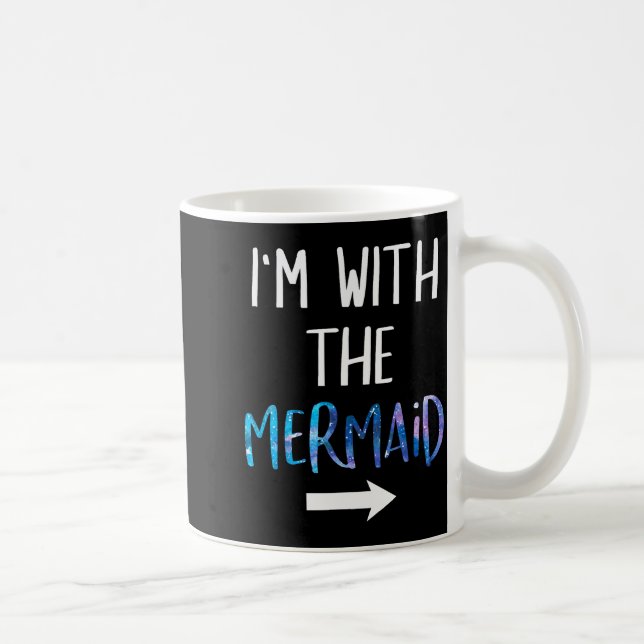 I'm With The Mermaid Funny Lazy Mermaid Halloween  Kaffemugg (Höger)