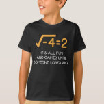 Imaginariskt nummer Mathematiker Funny Math Nerd T Shirt<br><div class="desc">Ett imaginärt tal är ett komplext tal som kan skrivas som ett reellt tal multiplicerat med den imaginära enheten i. Lustigt matematiker Gift för en math-lärare eller Maths Nerd.</div>