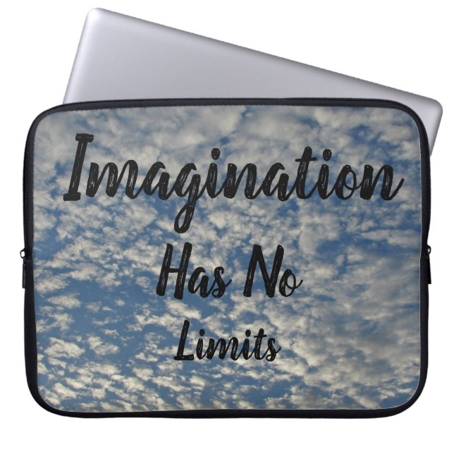 Imagination har inga gränser för Blå himmel Puffy  Laptop Fodral (Framsidan)