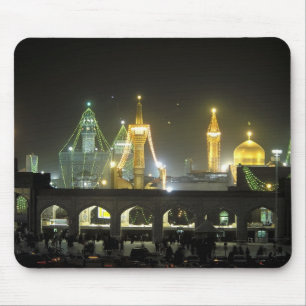 Imam Reza Shrine Complex på natten, Mashhad, Musmatta