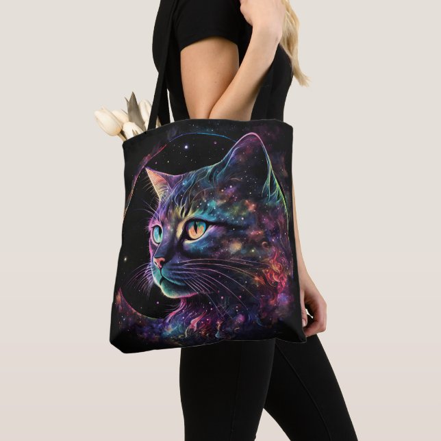 IMPRESSIONISTISK MÖRK GALAXKATT MED STJÄRNOR TYGKASSE (Närbild)