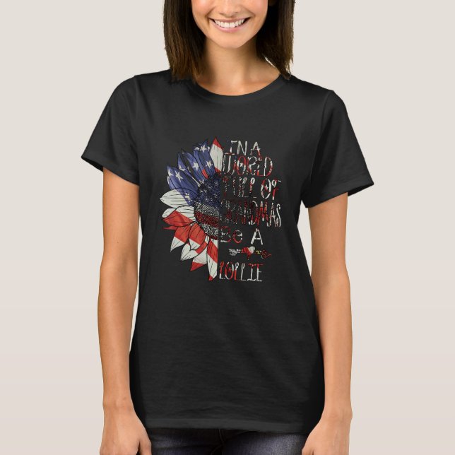 In A World Full Of Granmas Be A lollie american su T Shirt (Framsida)