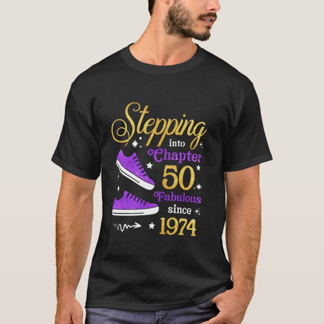 In i kapitel 50 Fabulous sedan 1974 50:e T Shirt (Framsida)