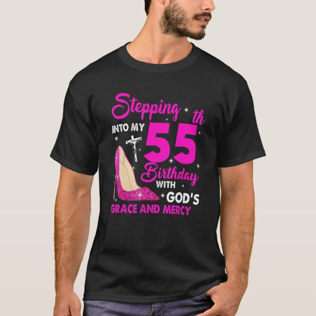 In i min 55:e födelsedag med gudars Grace och T Shirt (Framsida)