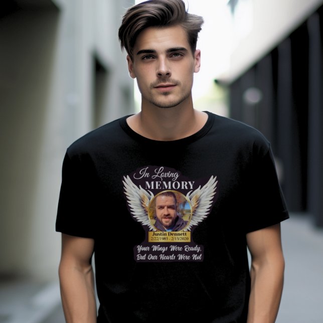 In Loving Memory Angel Vingar Photo Memorial T Shirt (In Loving Memory Angel WIngs Photo Memorial T Shirt Remembrance Keepsake Celebration of Life Grief
)